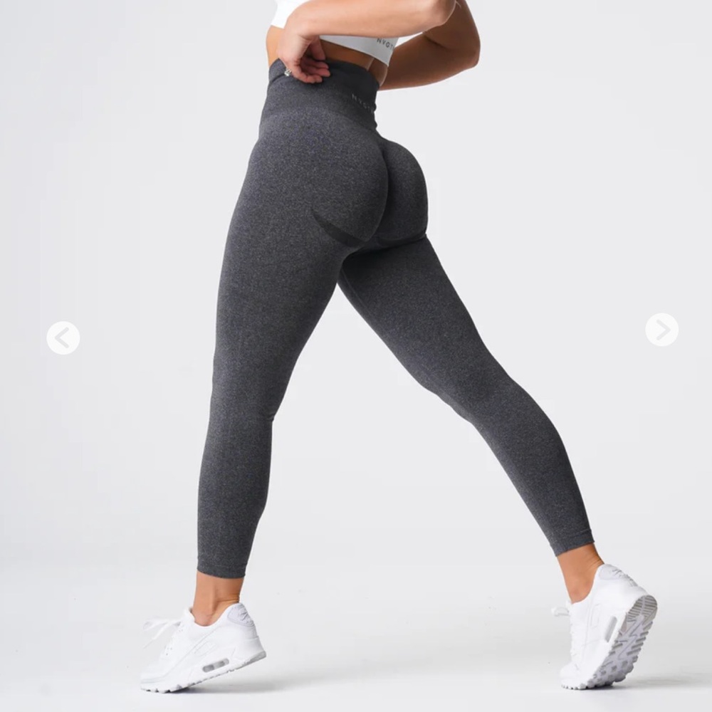 NVGTN Dark Grey Curve seamless leggings sz L